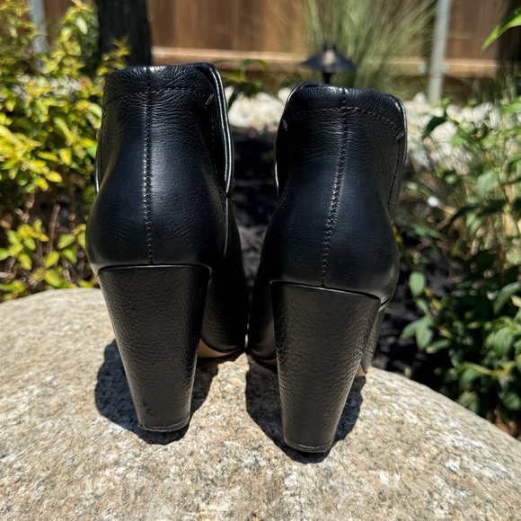 Splendid Cheryl Women's Black Leather Cone Heel Ankle Booties Size 9 Casual - Picture 5 of 8